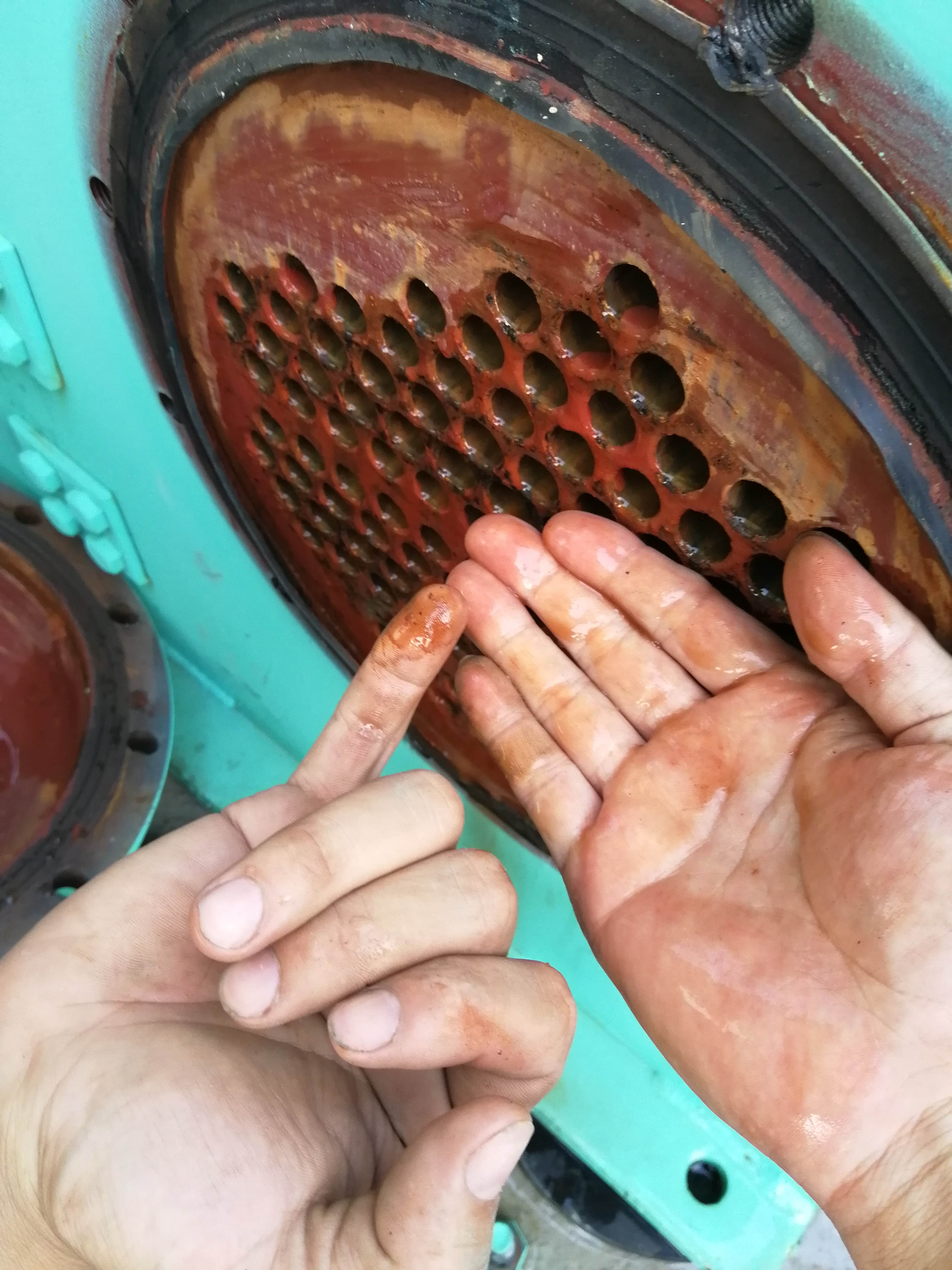 制(zhì)冷(lěng)機(jī)組進水(shuǐ)份案例及處理(lǐ)辦法參考