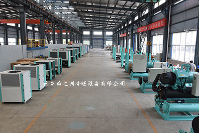 HZS系列水(shuǐ)地(dì)源熱(rè)泵機(jī)組